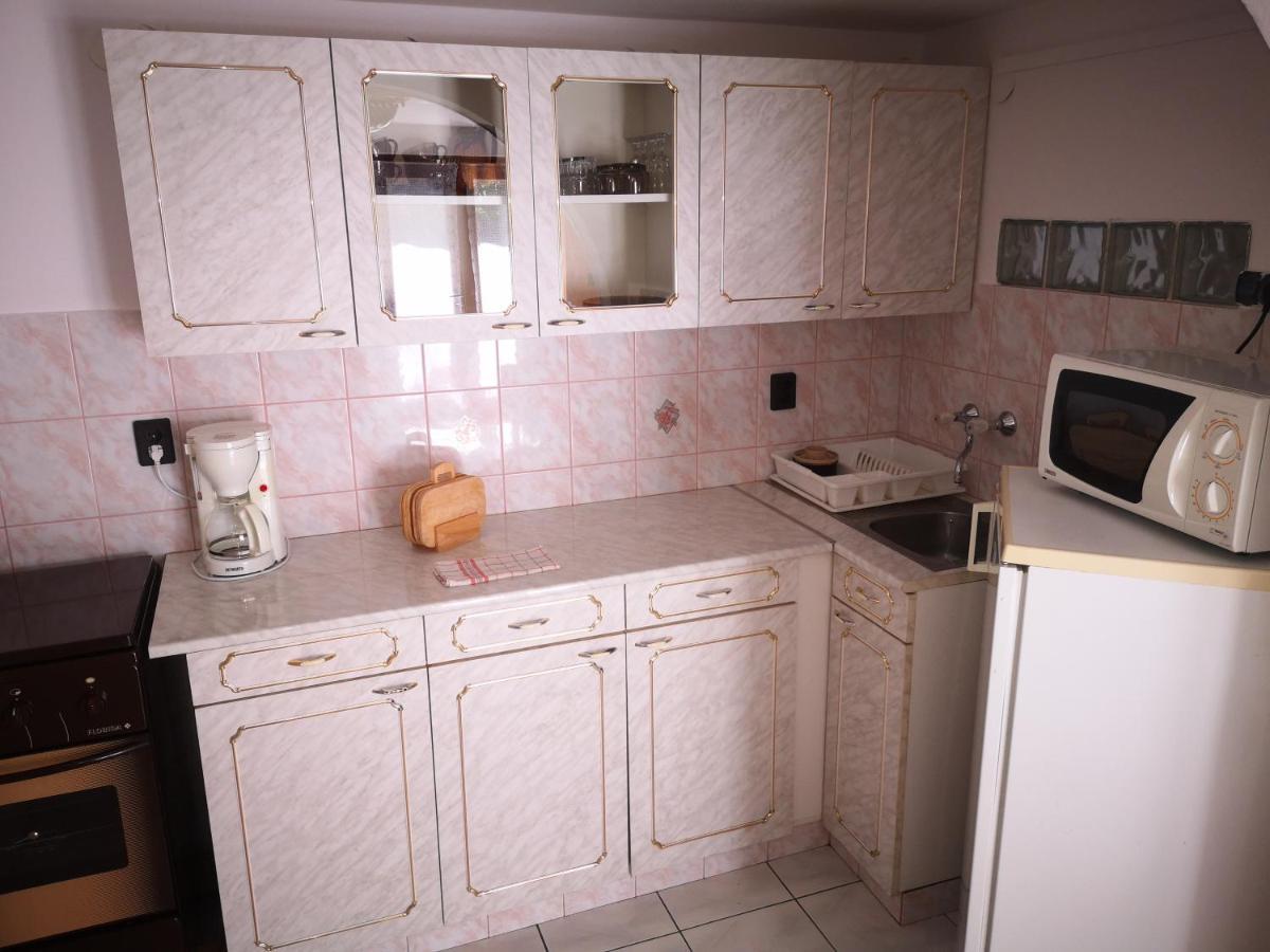 Vadasztanya Apartmanhazak Siofok Exterior photo